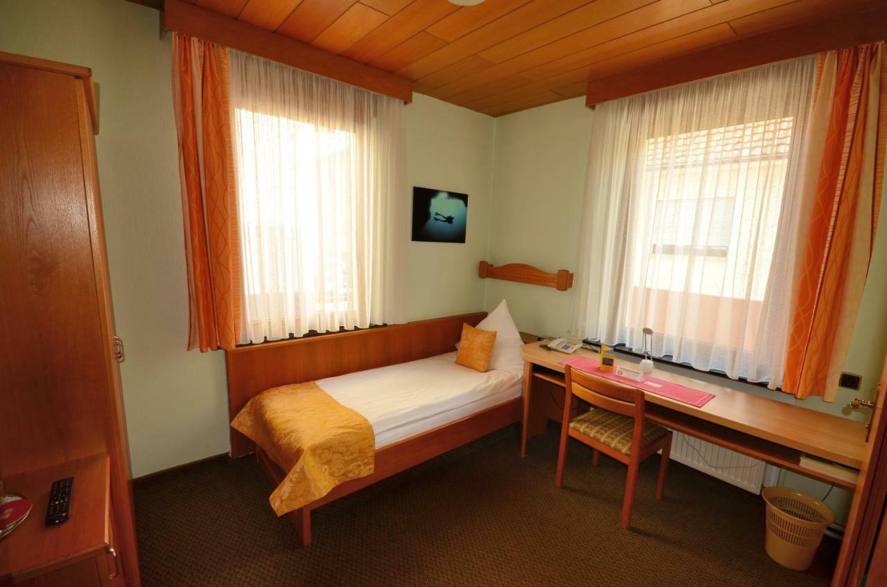 Hotel-Restaurant Zur Mainlust Майнталь Екстер'єр фото